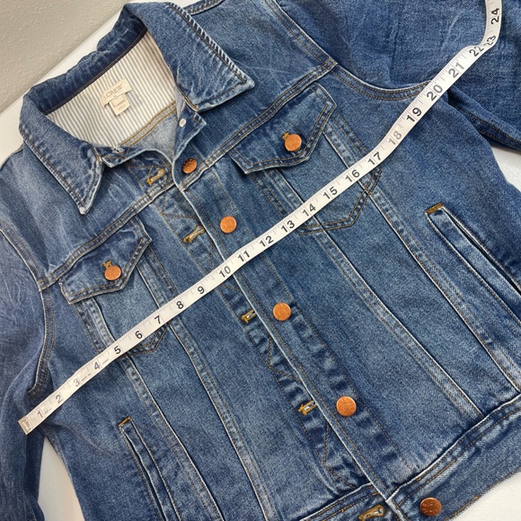 J.Crew Classic Denim Jacket Women’s Size L Blue Jean Jacket Cotton - Picture 7 of 8